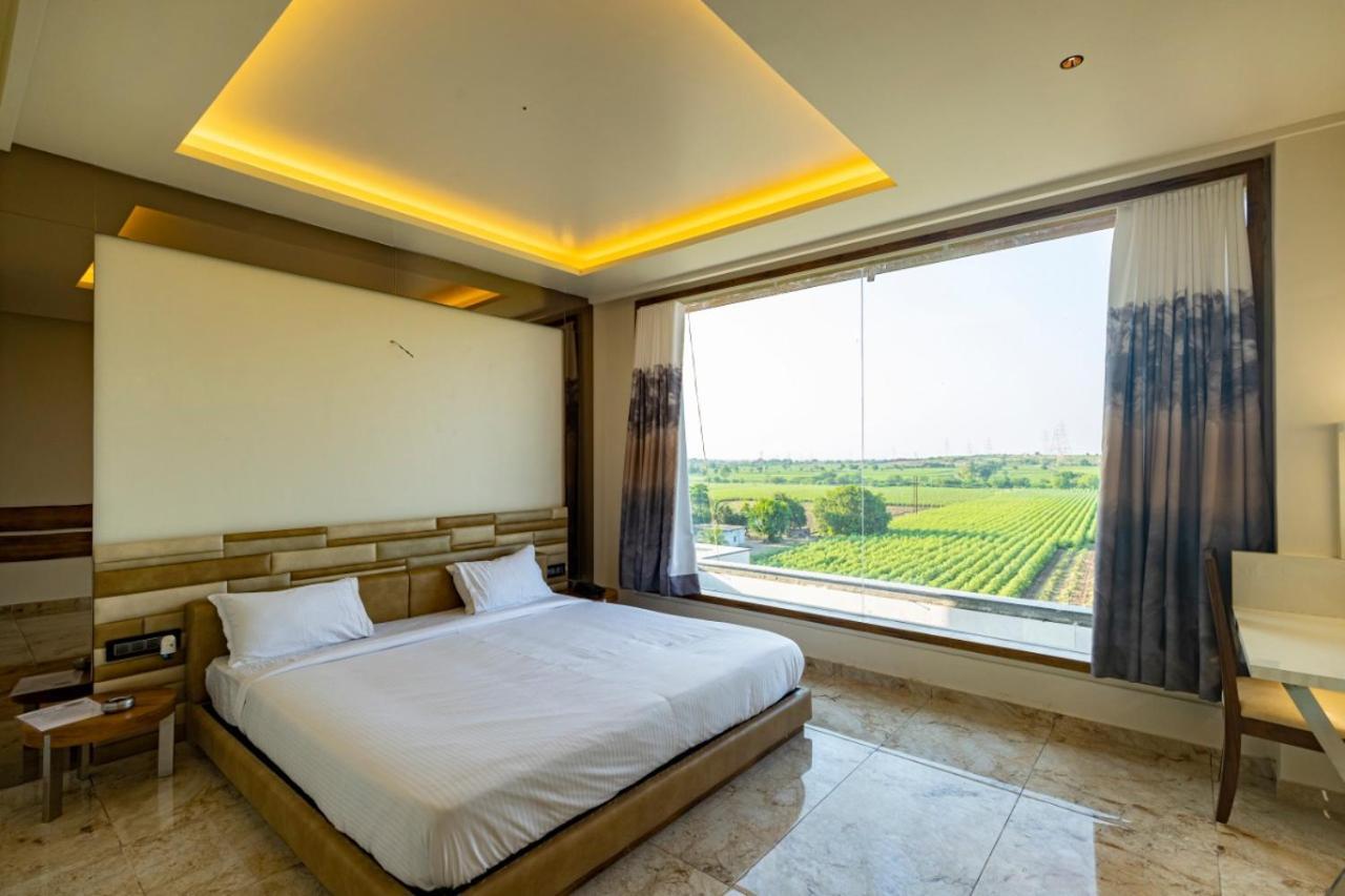 The Heaven Water Park And Resort & Restaurant Virpur Exterior photo